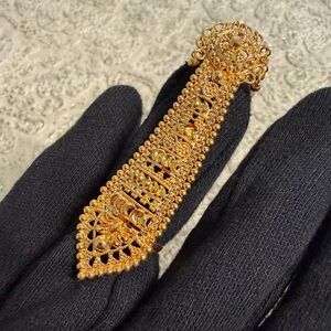 22k gold finger ring